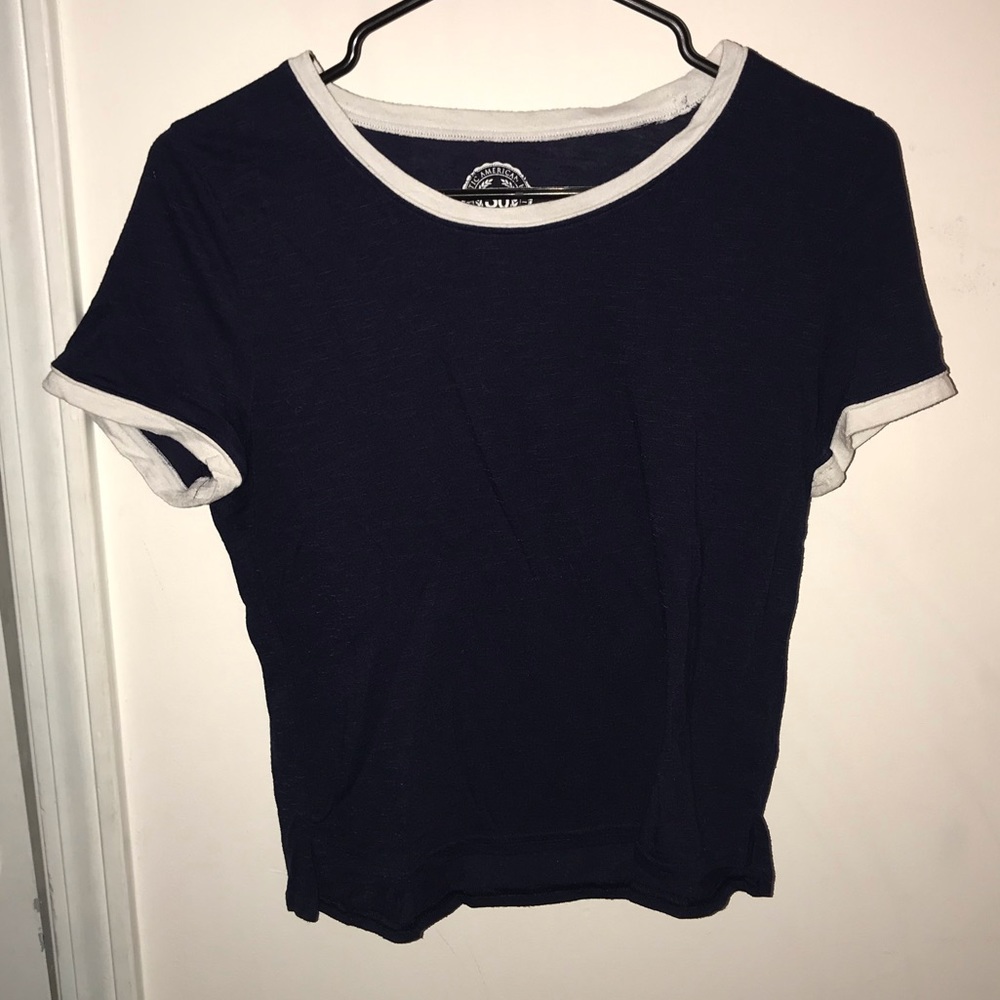 Navy blue t-shirt.